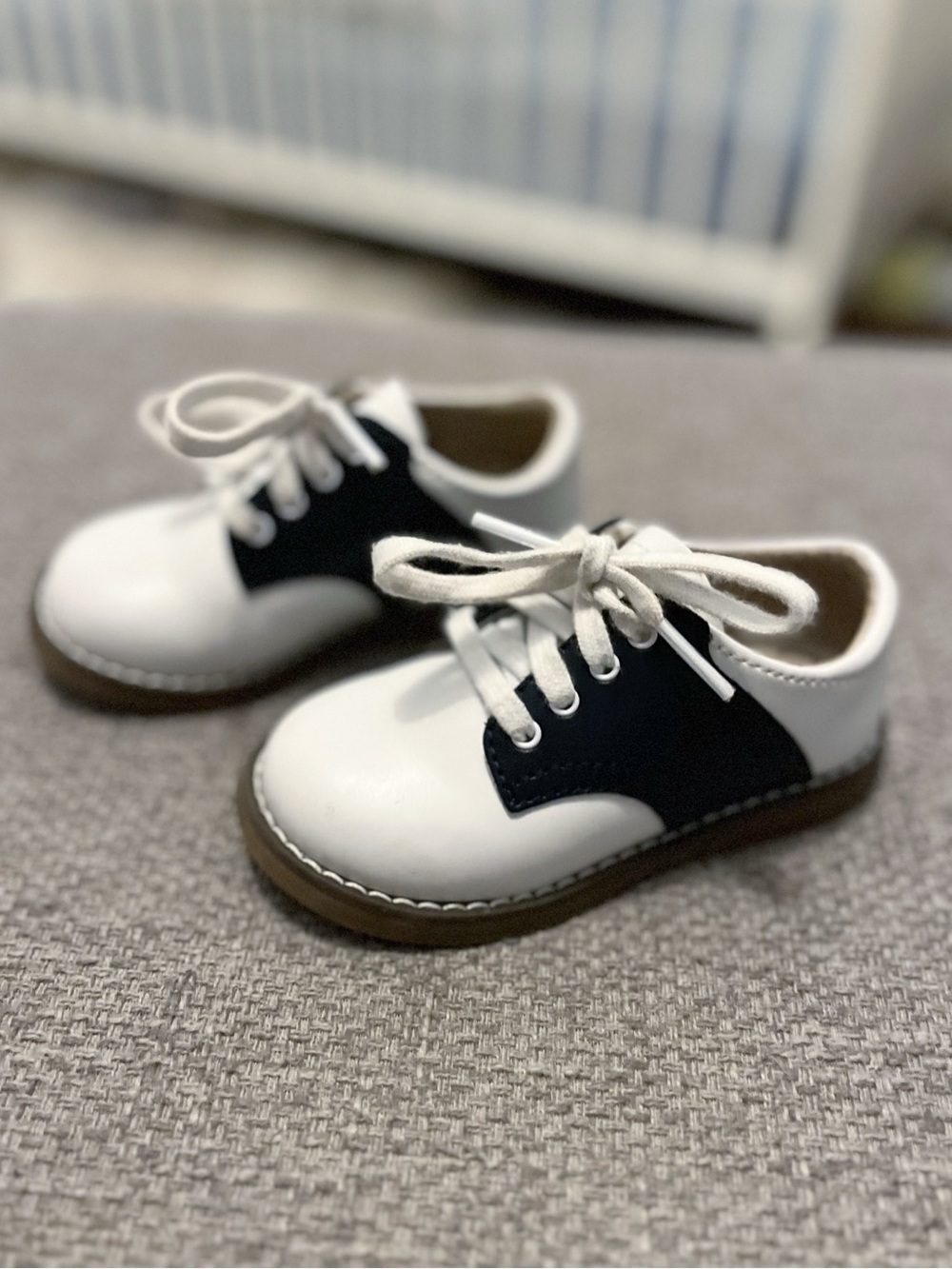 FootMates White and Navy Oxford Kids Saddle Shoes